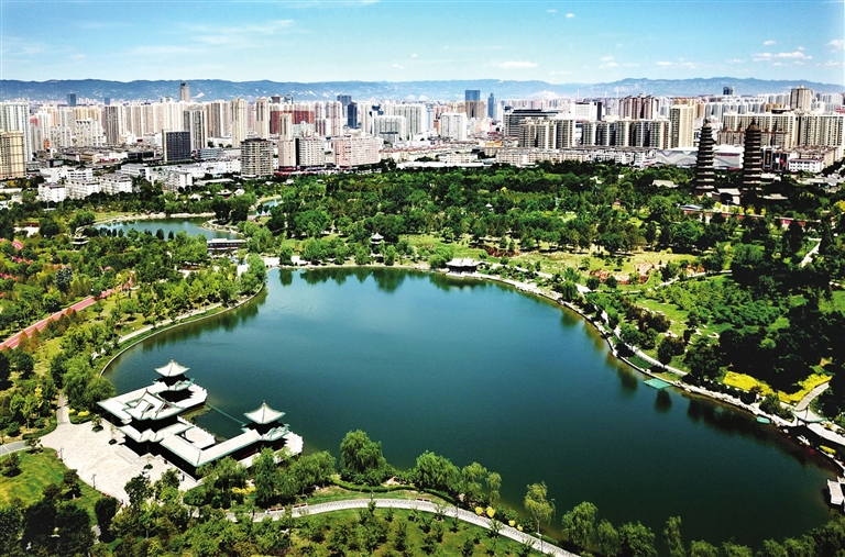 <a href="http://4g.tynews.com.cn/system/2025/07/06/030904154.shtml" >雨后的双塔公园碧波荡漾</a>
