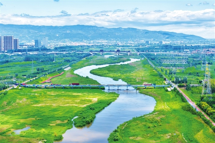 <a href="http://4g.tynews.com.cn/system/2025/07/07/030904467.shtml" >汾河湿地清徐段风光旖旎</a>