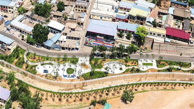 <a href="http://4g.tynews.com.cn/system/2025/07/08/030904892.shtml" >美丽新农村</a>