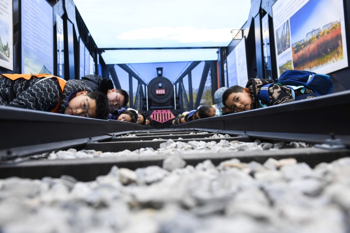 <a href="http://4g.tynews.com.cn/system/2025/12/04/030958818.shtml" >桥下探桥</a>